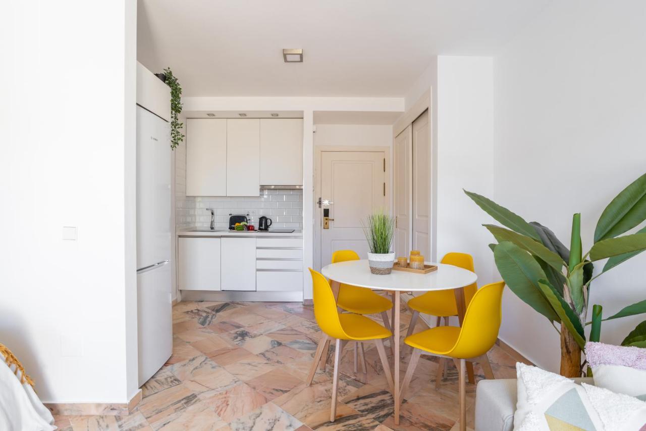 OleHolidays 225 Romana Playa junto al mar Marbella Bagian luar foto