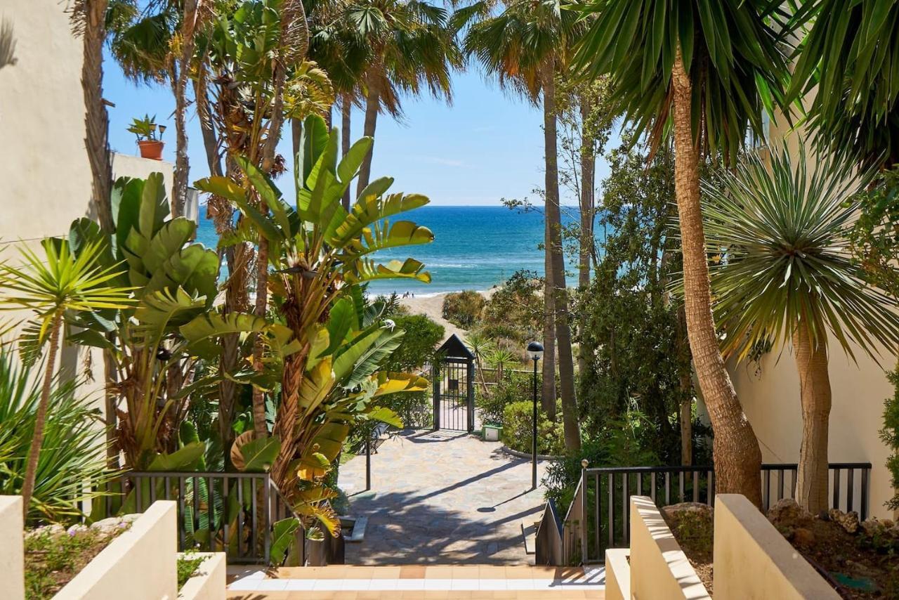 OleHolidays 225 Romana Playa junto al mar Marbella Bagian luar foto