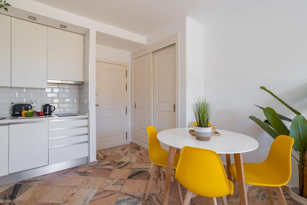 OleHolidays 225 Romana Playa junto al mar Marbella Bagian luar foto