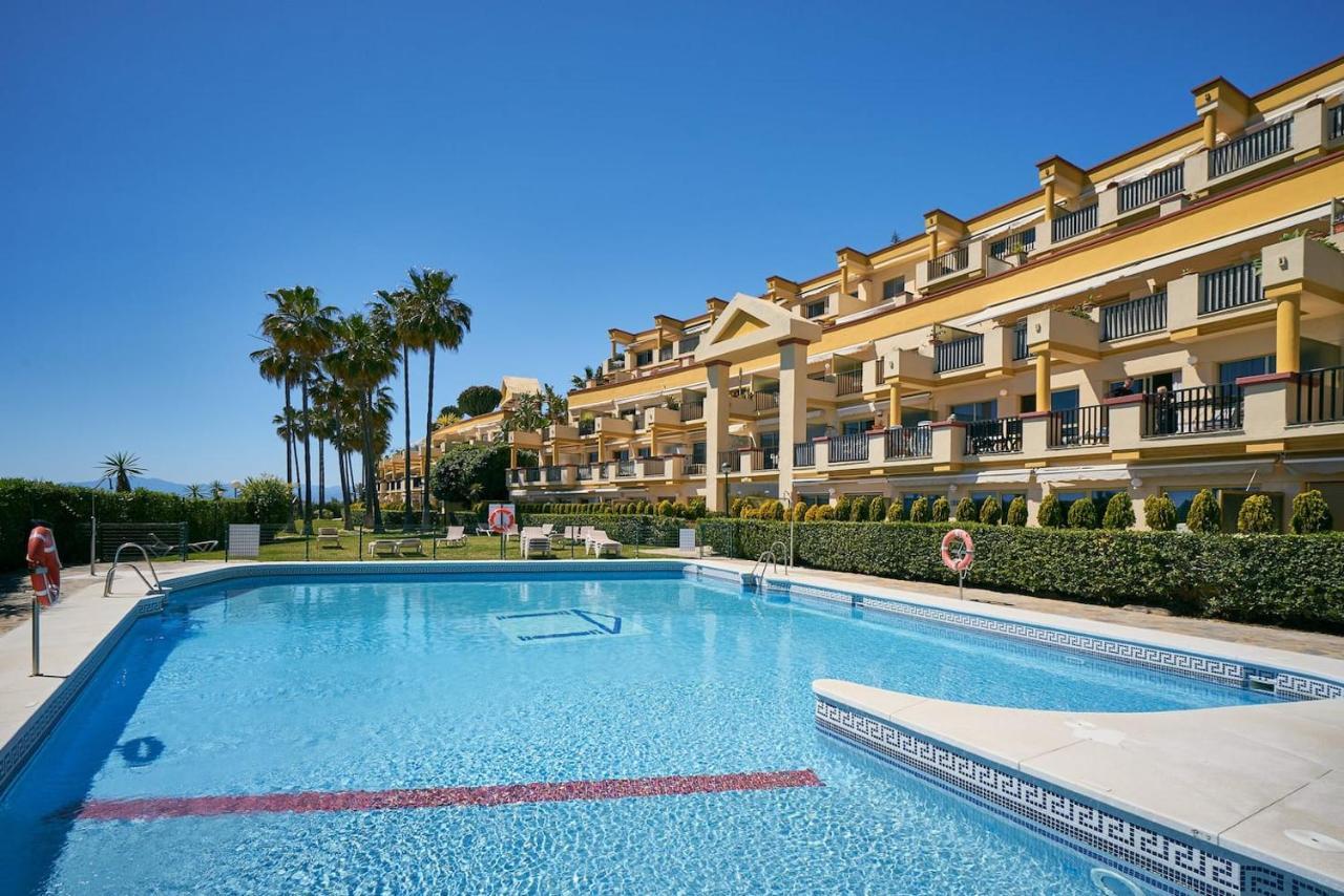 OleHolidays 225 Romana Playa junto al mar Marbella Bagian luar foto