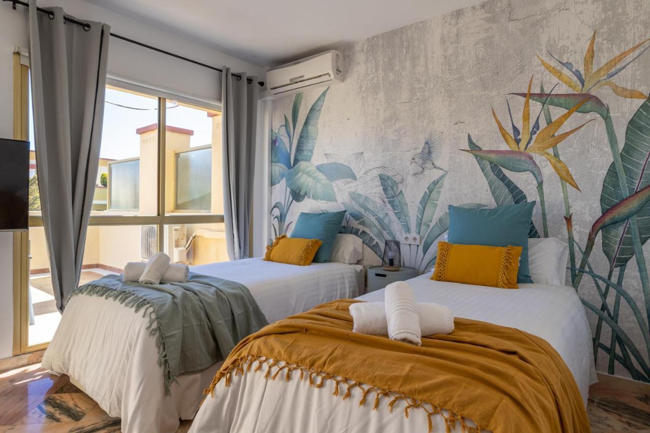 OleHolidays 225 Romana Playa junto al mar Marbella Bagian luar foto