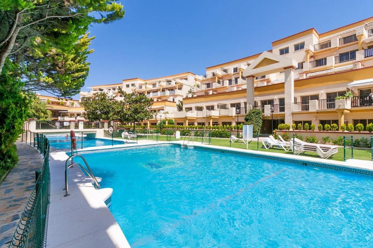 OleHolidays 225 Romana Playa junto al mar Marbella Bagian luar foto